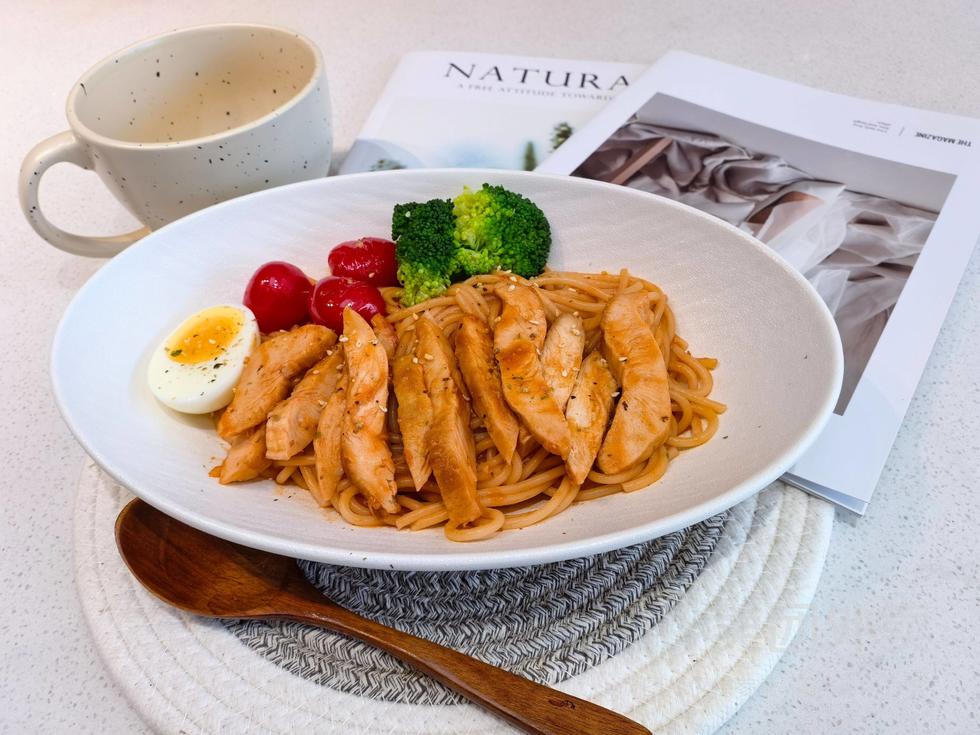 茄汁鸡肉意面