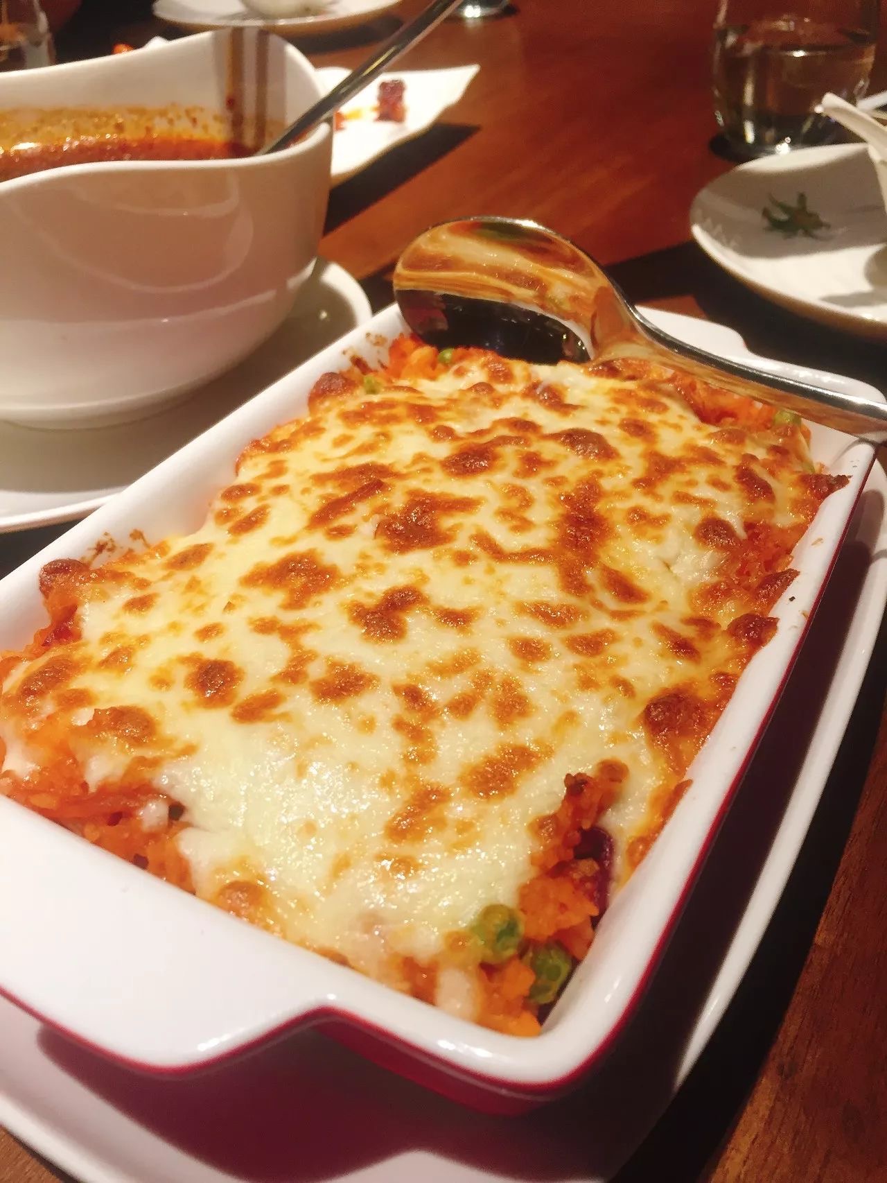 菠萝香肠芝士焗饭